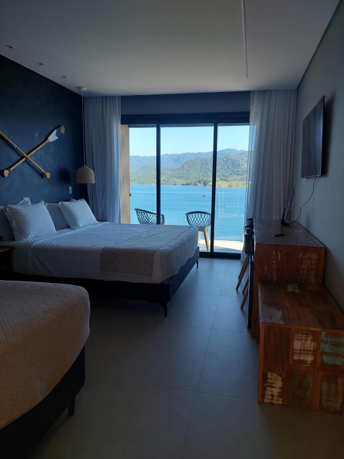 Suites Na Casa Da Praia Ilhabela Ruang foto