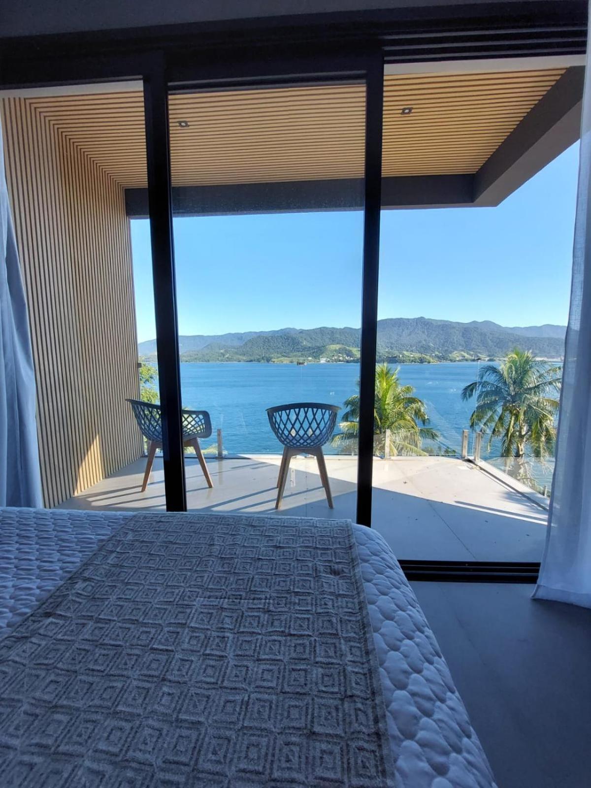 Suites Na Casa Da Praia Ilhabela Ruang foto