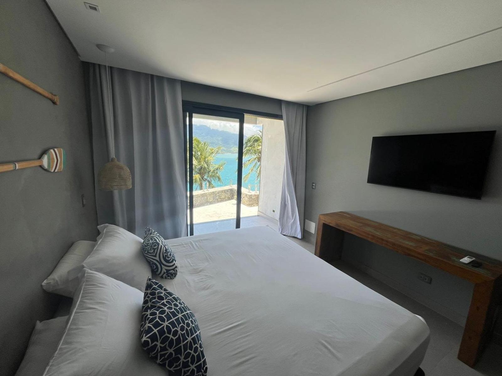 Suites Na Casa Da Praia Ilhabela Ruang foto